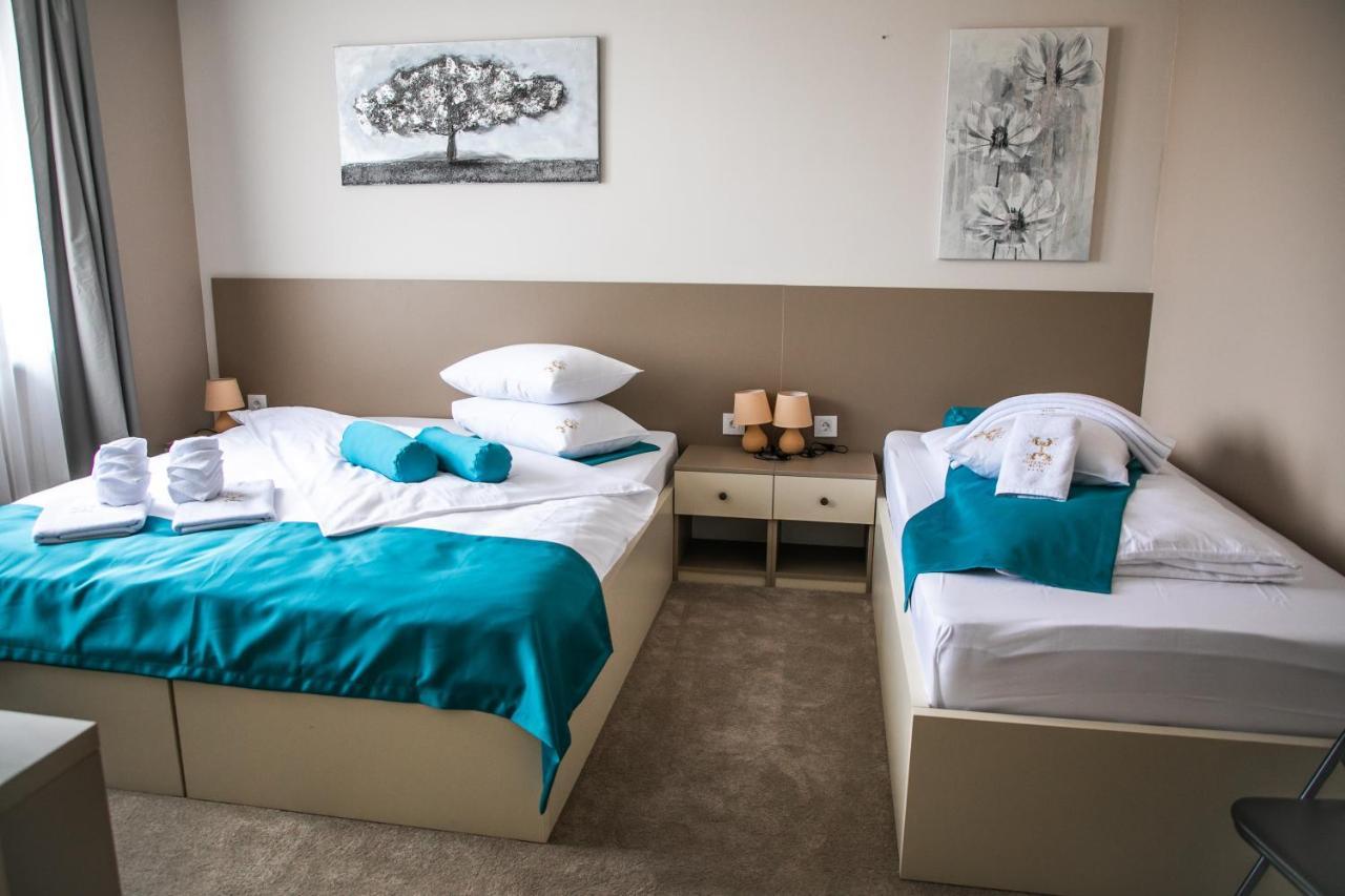 Garni Hotel Imperium Subotica Buitenkant foto